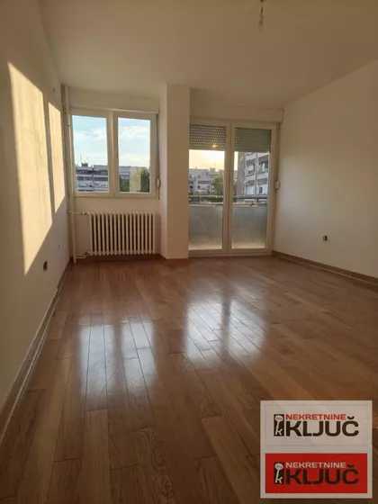 Bulevar Oslobođenja | 4zida.rs