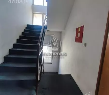 4-etažna kuća | 4zida