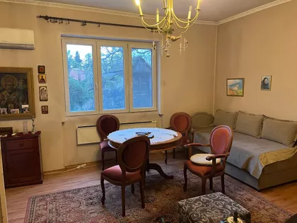 Ugrinovačka bb | 4zida.rs