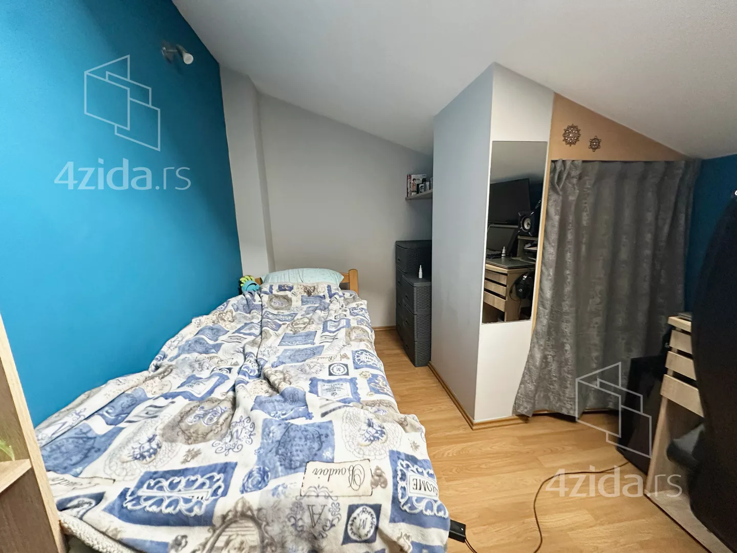 Četvorosoban stan | 4zida