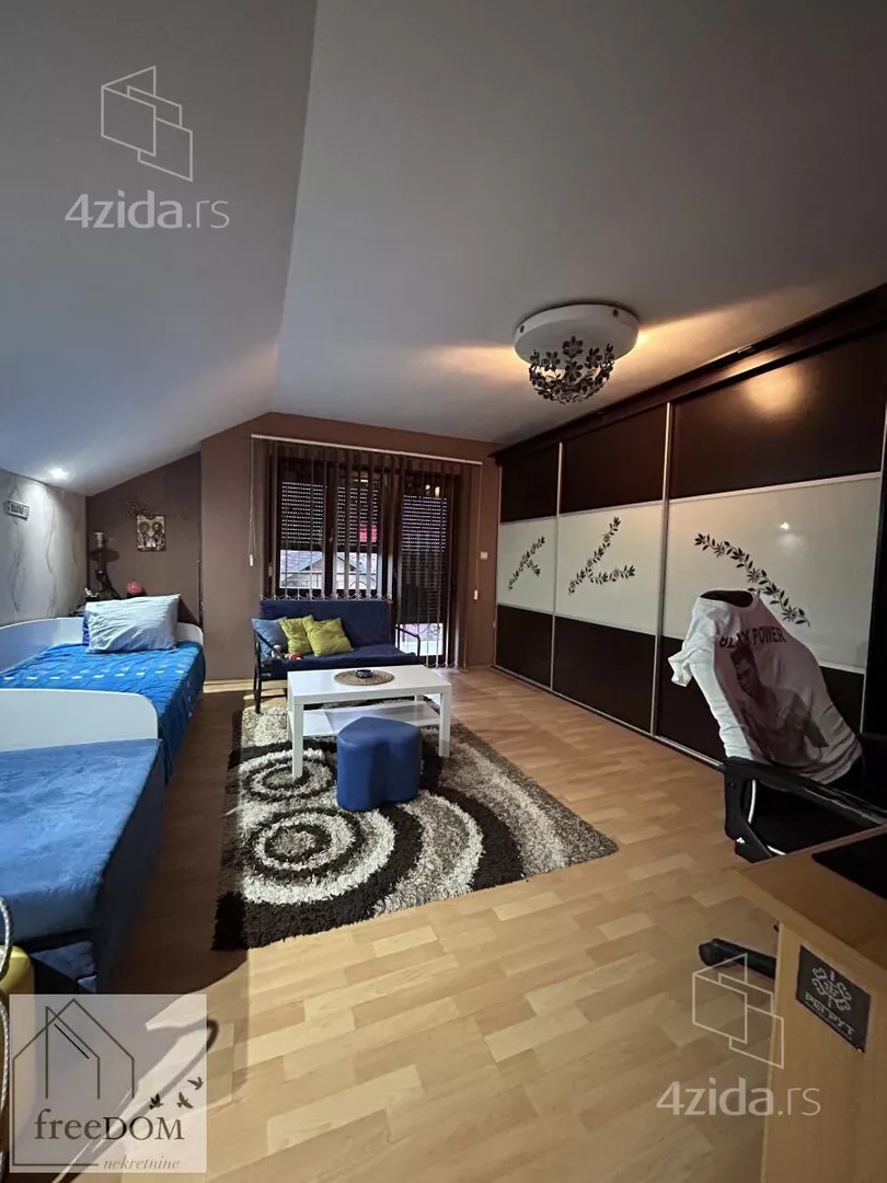 Kuća | 4zida