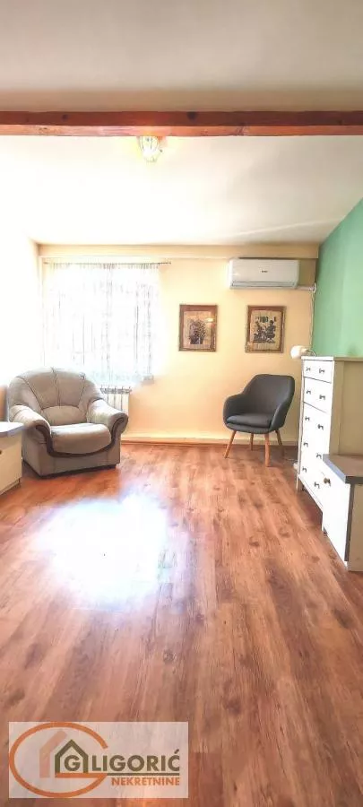 Lekino Brdo | 4zida.rs
