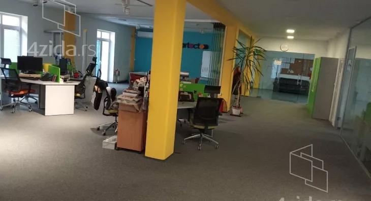 Poslovni prostor | 4zida