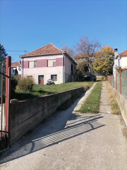 Ljube Davidovića 62 | 4zida.rs