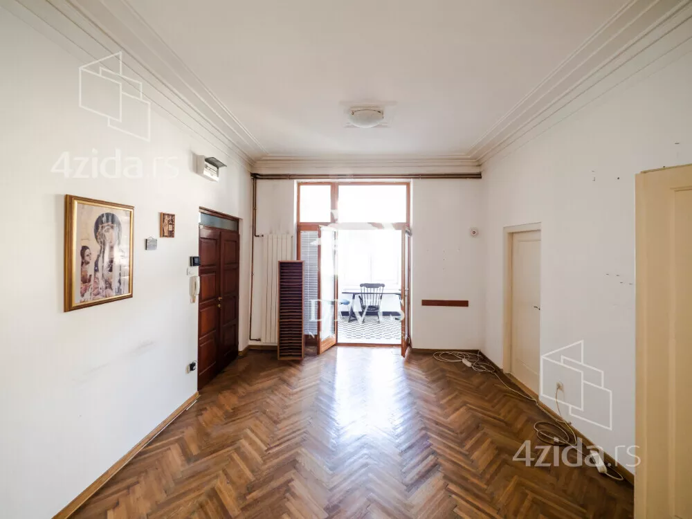 Četvoroiposoban stan | 4zida