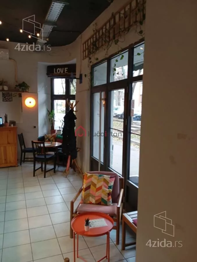 Ugostiteljski objekat | 4zida