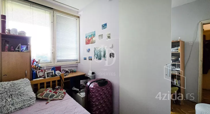 Troiposoban stan | 4zida