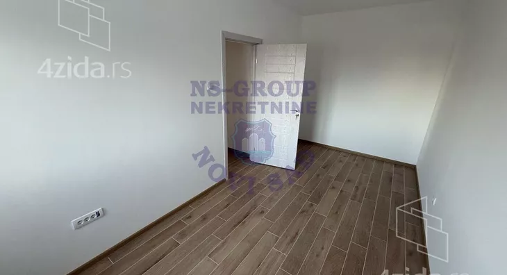 Šestosoban stan | 4zida