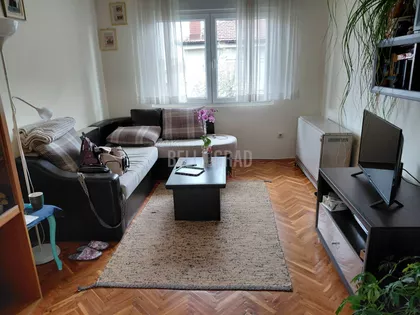 Prvomajska | 4zida.rs