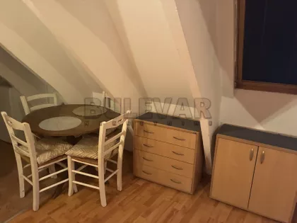 Trg Pavla Stojkovića | 4zida.rs