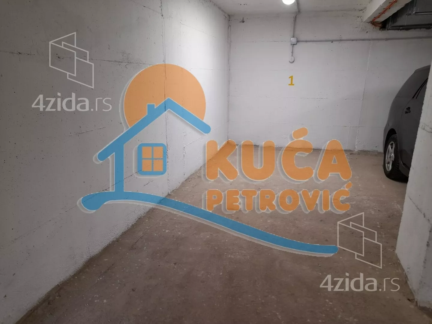 Garaža | 4zida