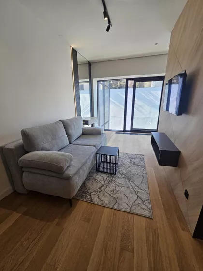 Omladinskih brigada | 4zida.rs