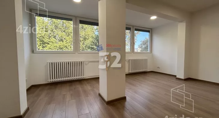 Četvoroiposoban stan | 4zida