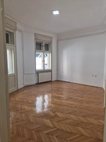 Maršala Birjuzova 29 | 4zida.rs