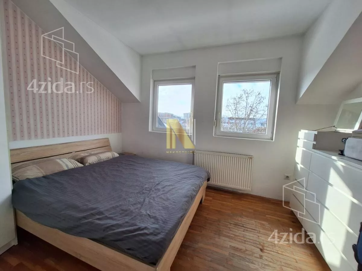 Troiposoban stan | 4zida