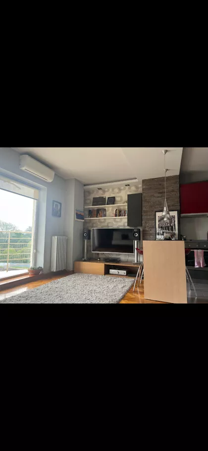 Radnička 30 | 4zida.rs