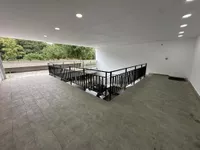 Lokal | 4zida