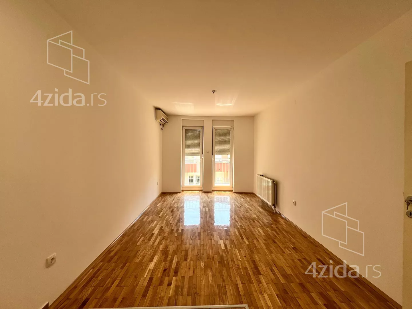 Garsonjera | 4zida