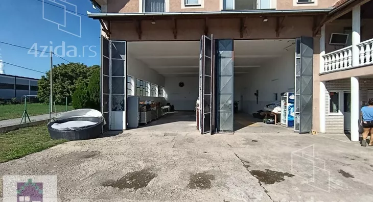 Poslovni prostor | 4zida