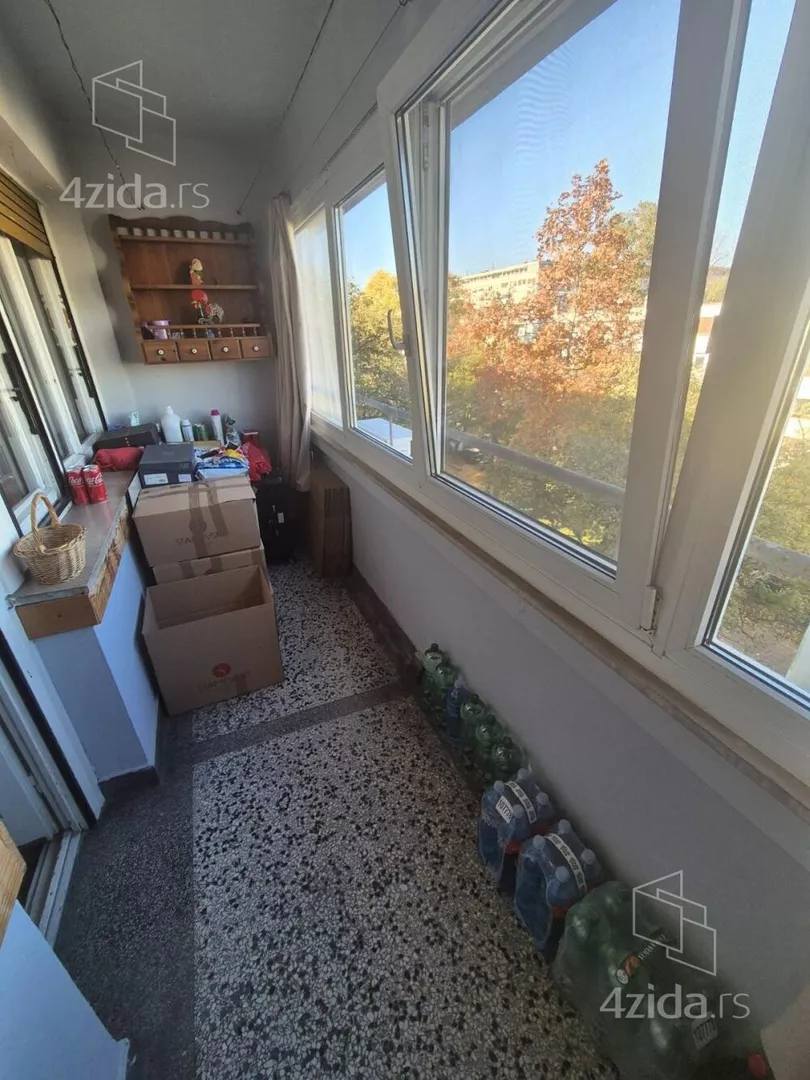 Četvoroiposoban stan | 4zida