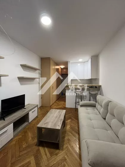 Veselina Masleše | 4zida.rs