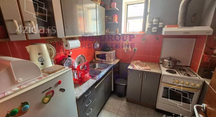 Šestosoban stan | 4zida