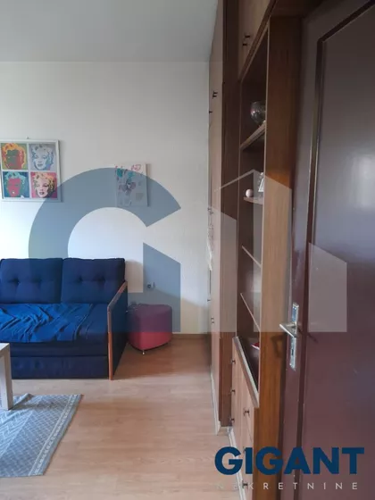 Studentska | 4zida.rs