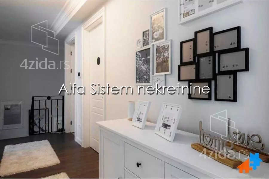 Petosoban stan | 4zida