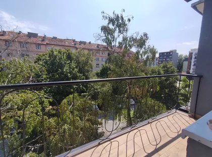 Pariske Komune | 4zida.rs