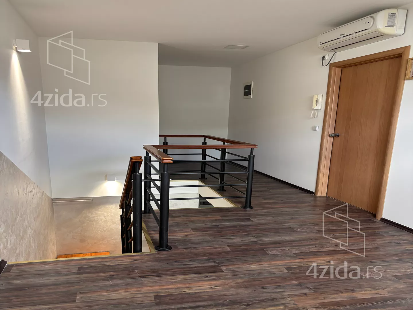 Šestosoban stan | 4zida