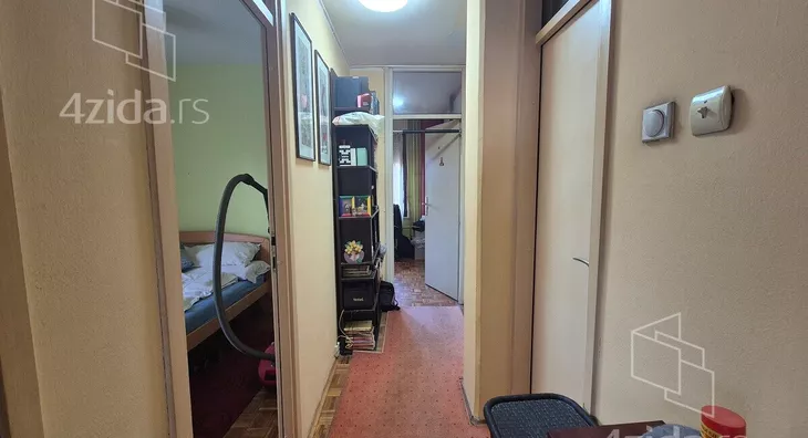 Četvoroiposoban stan | 4zida