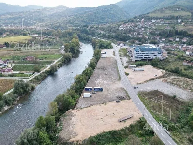 Plac | 4zida
