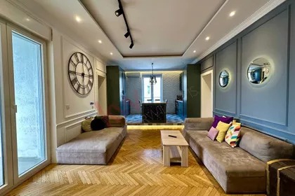 Ustanička | 4zida.rs