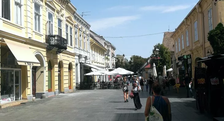 Petoiposoban stan | 4zida