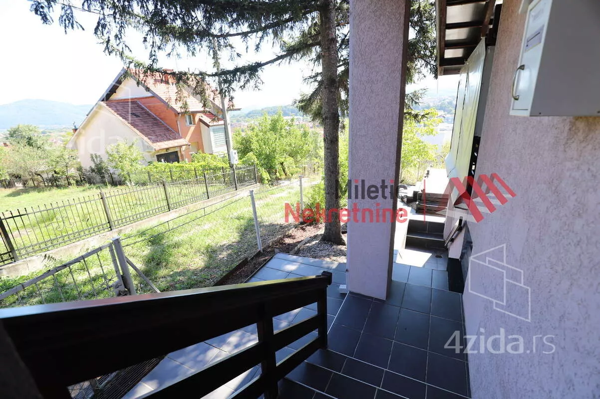 3-etažna kuća | 4zida