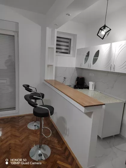 Dušanov Bazar | 4zida.rs