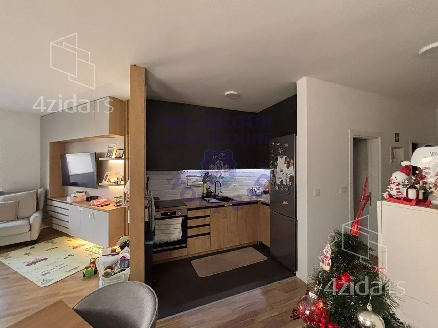 Četvorosoban stan | 4zida