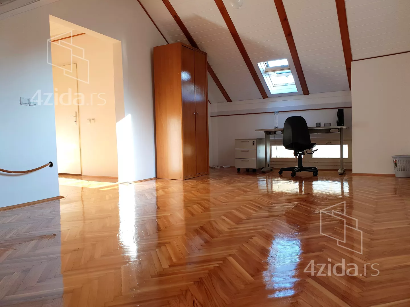 4-etažna kuća | 4zida