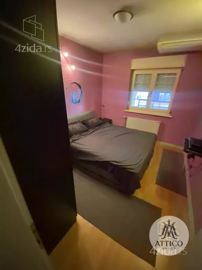 Četvoroiposoban stan | 4zida