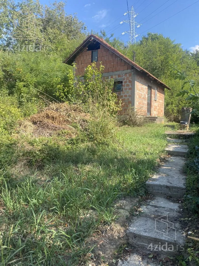 Plac | 4zida
