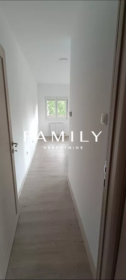 Veternička Rampa | 4zida.rs