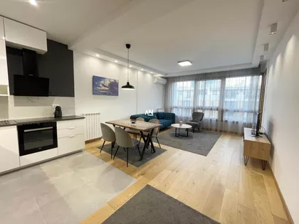 Tadije Sondermajera | 4zida.rs