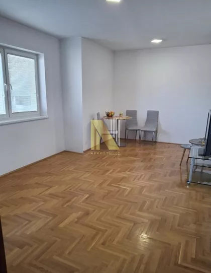 Kertvaroš | 4zida.rs