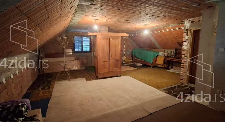 3-etažna kuća | 4zida