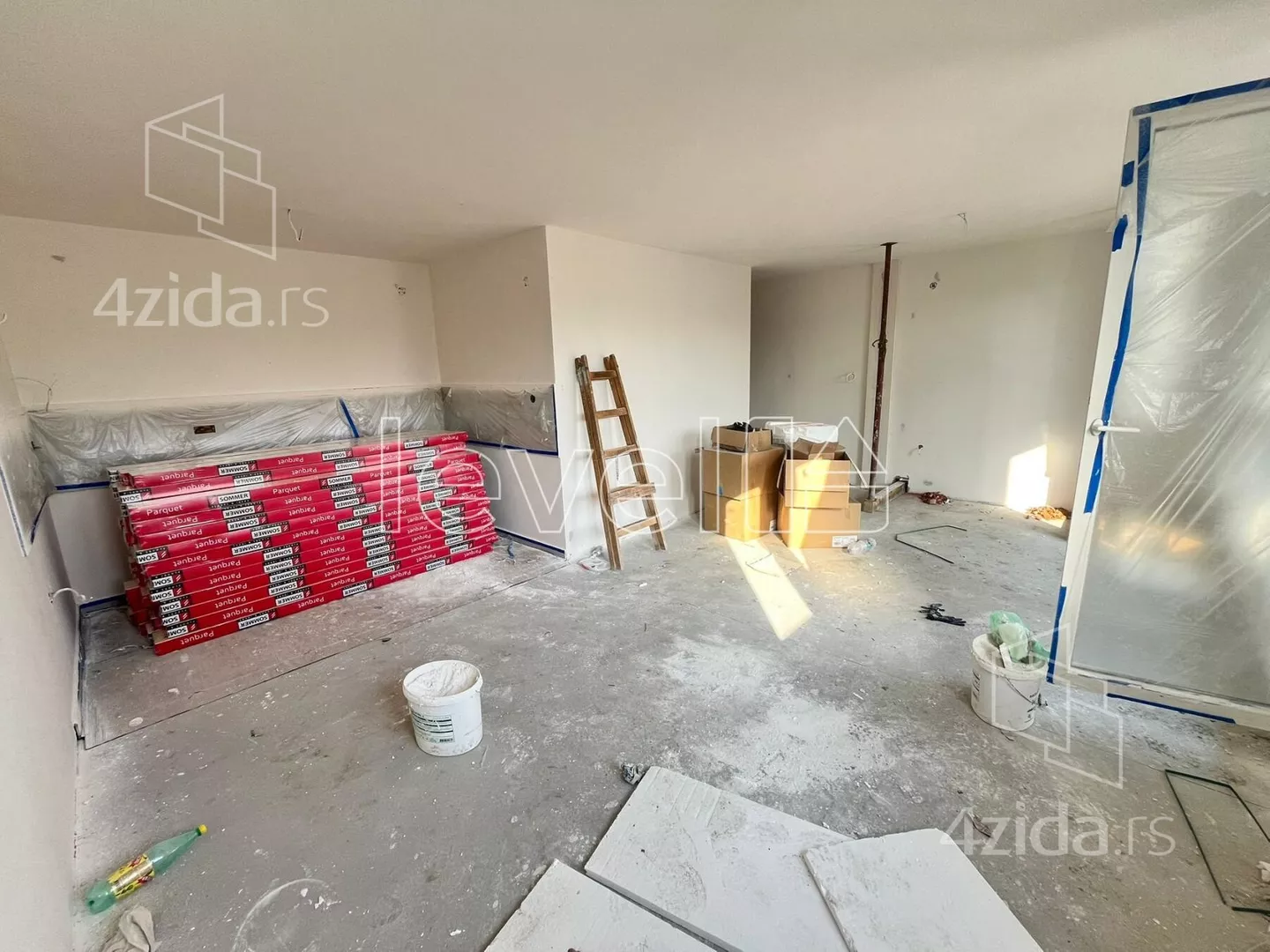 Petosoban stan | 4zida