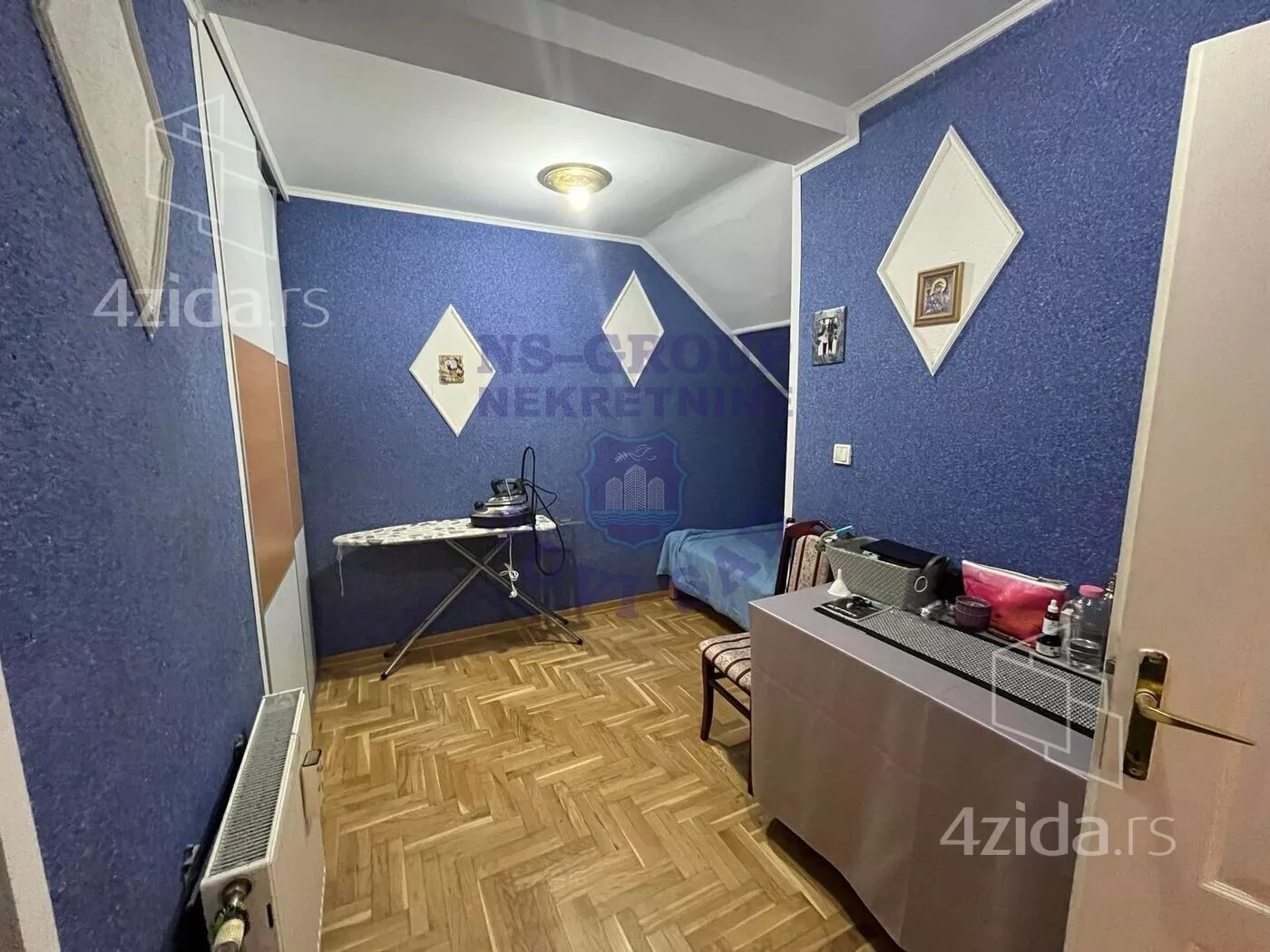 Troiposoban stan | 4zida