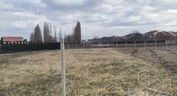 Plac | 4zida