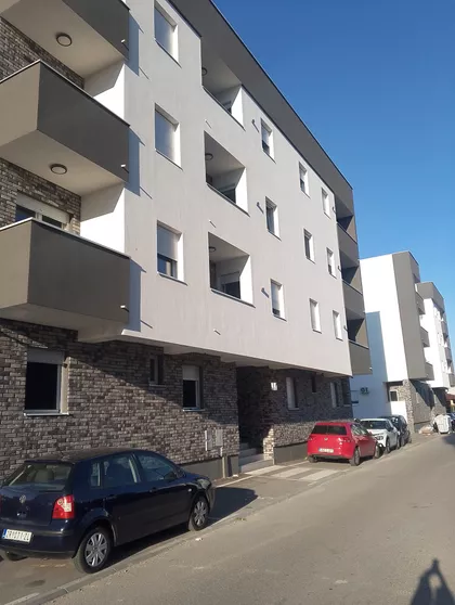 Ugrinovački Put 30 Deo | 4zida.rs