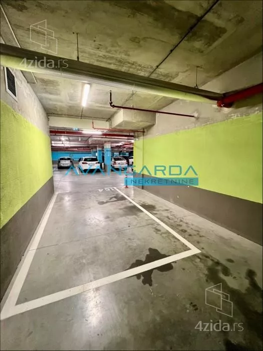 Garaža | 4zida