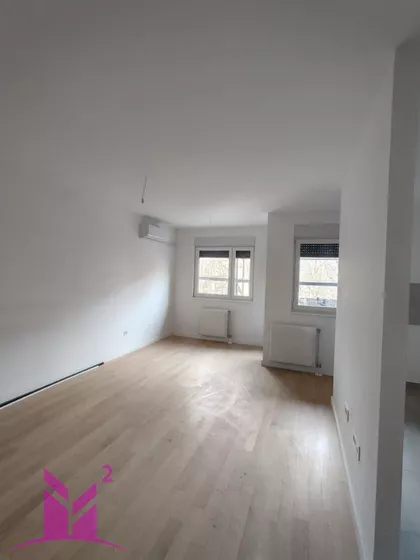 Novo Naselje | 4zida.rs